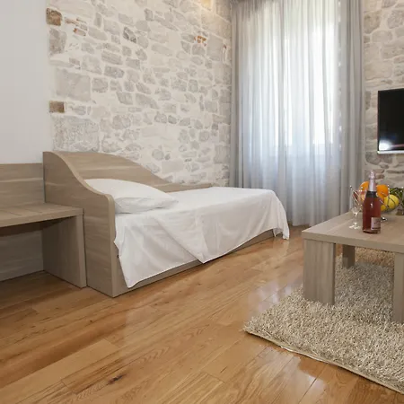 Tifani Luxury Rooms 2 Split Exterior foto