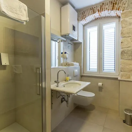 Tifani Luxury Rooms 2 Split Exterior foto